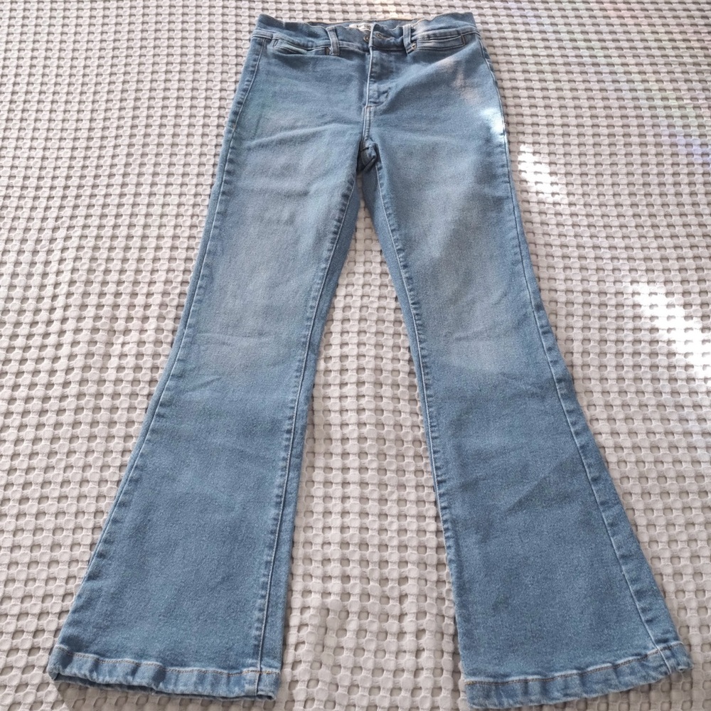 Kensie High Rise Flare Jeans Light Wash - Size 4 / 27
